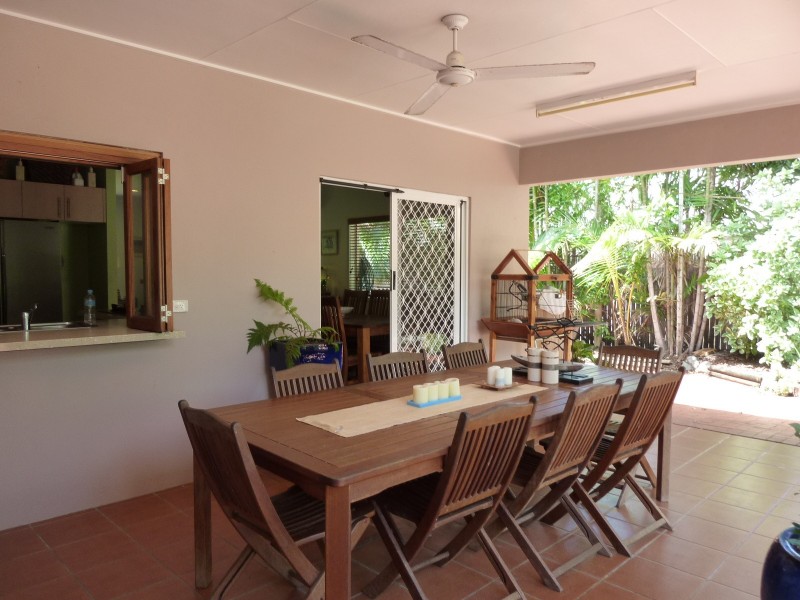 9 Ilse Close, Clifton Beach QLD 4879