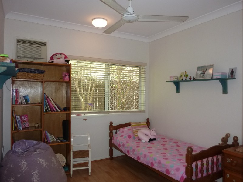 9 Ilse Close, Clifton Beach QLD 4879