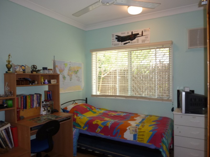 9 Ilse Close, Clifton Beach QLD 4879