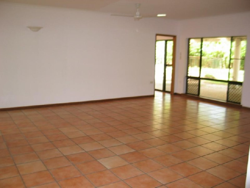 Clifton Beach QLD 4879