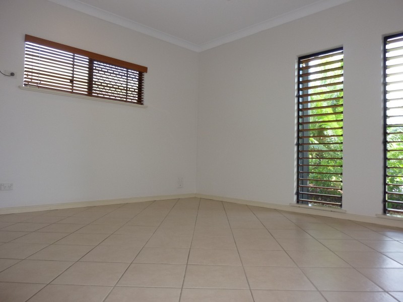 71 Nova Street, Kewarra Beach QLD 4879