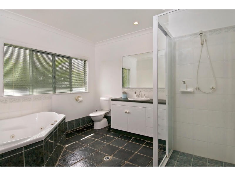 10 Cronulla Close, Kewarra Beach QLD 4879