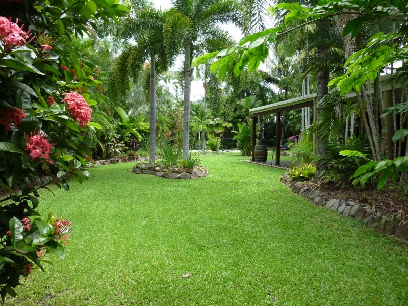 7 Carrum Close, Kewarra Beach QLD 4879
