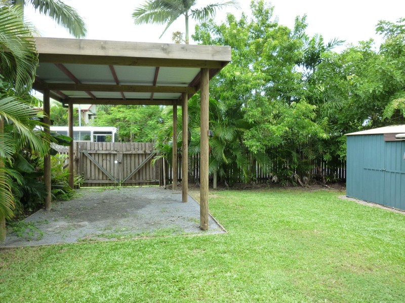 7 Carrum Close, Kewarra Beach QLD 4879