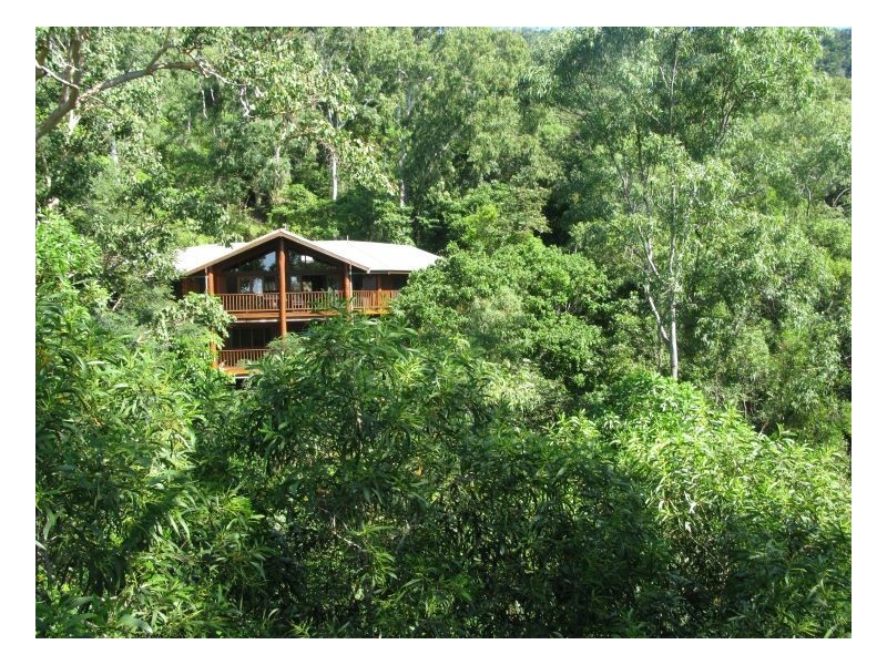 25-27 LARK CLOSE,, Clifton Beach QLD 4879