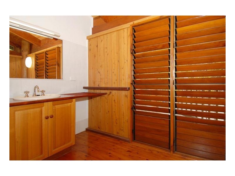 25-27 LARK CLOSE,, Clifton Beach QLD 4879