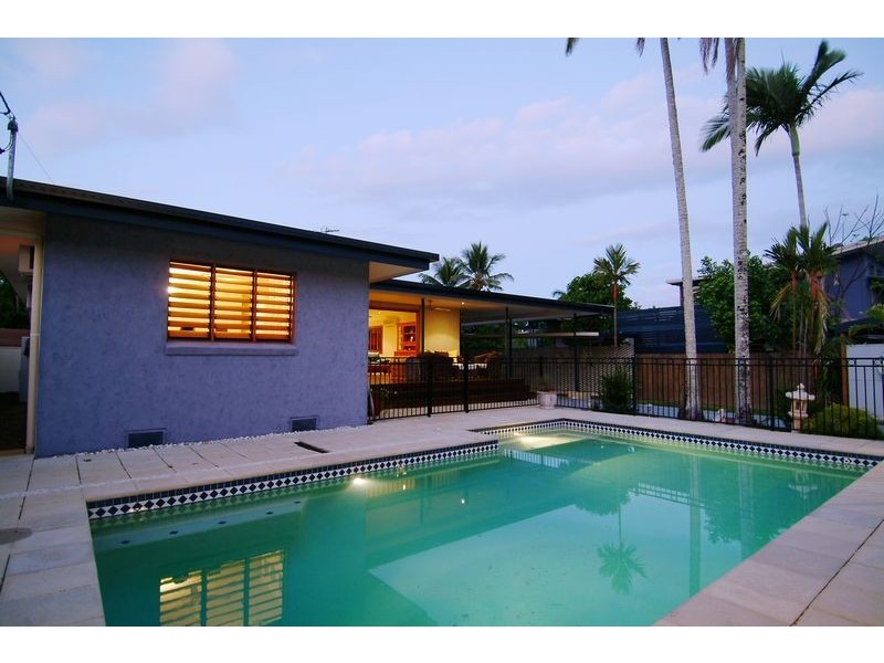 50 VEIVERS ROAD, PALM COVE, Cairns QLD 4870