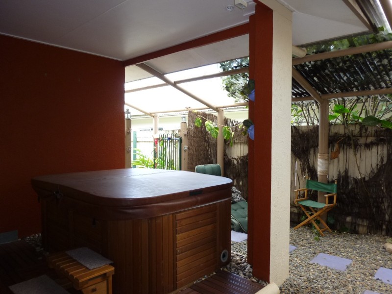 Kewarra Beach QLD 4879