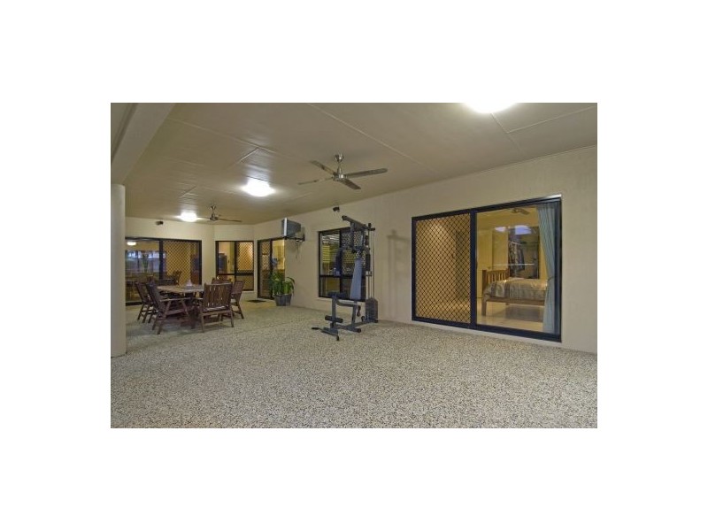 34 BILGOLA DRIVE, Kewarra Beach QLD 4879