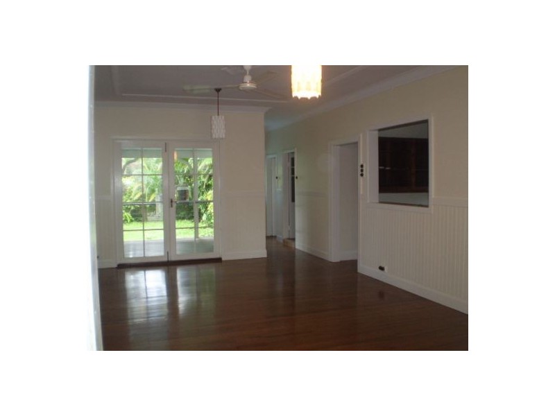 17  Friend St, Edge Hill QLD 4870