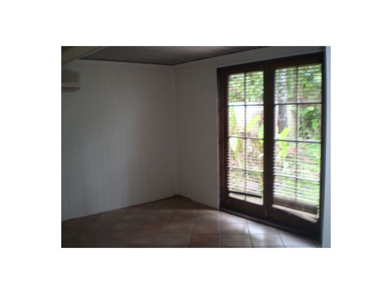 17  Friend St, Edge Hill QLD 4870