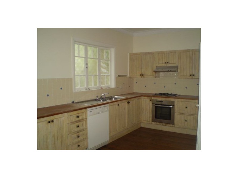 17  Friend St, Edge Hill QLD 4870