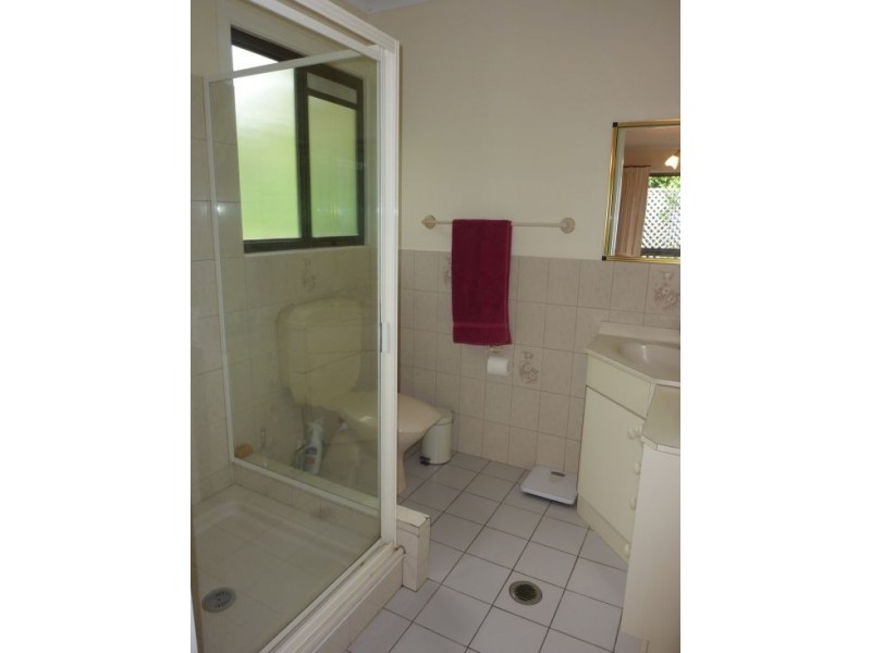 4 Eden Court, Clifton Beach QLD 4879