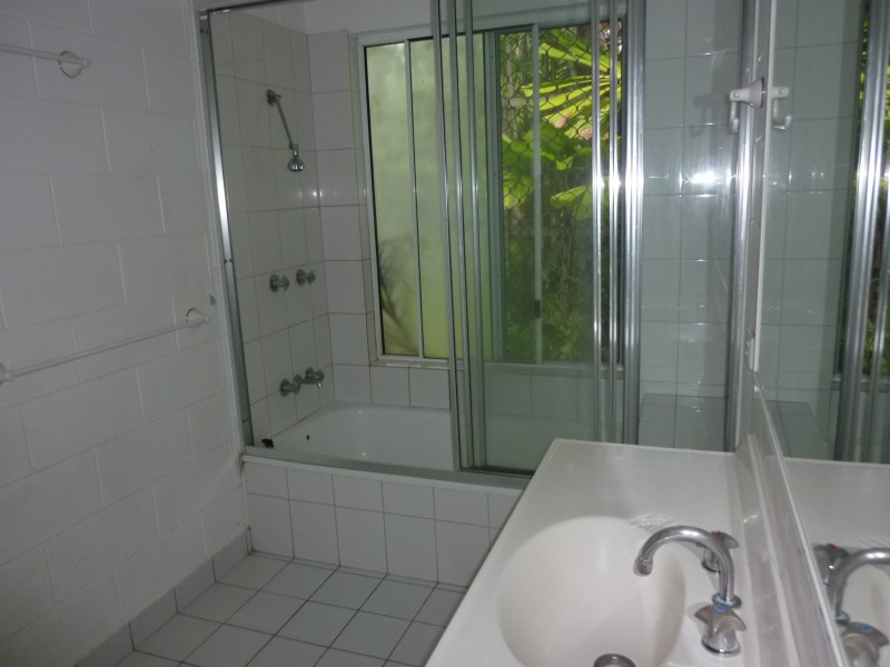 25 Albatross Street, Kewarra Beach QLD 4879