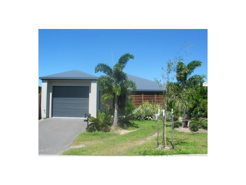 Kewarra Beach QLD 4879