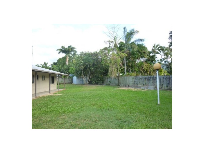 16 GLENELG CLOSE, Kewarra Beach QLD 4879