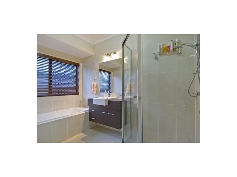 11 Propeller Court, Trinity Beach QLD 4879