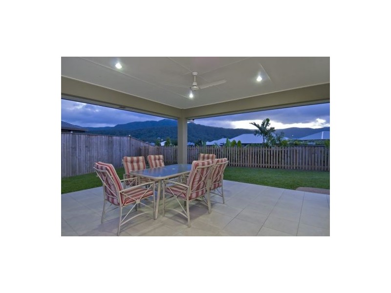 11 Propeller Court, Trinity Beach QLD 4879