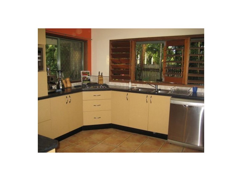 13 MIARA CLOSE, Kewarra Beach QLD 4879