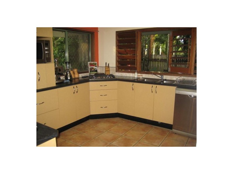 13 MIARA CLOSE, Kewarra Beach QLD 4879