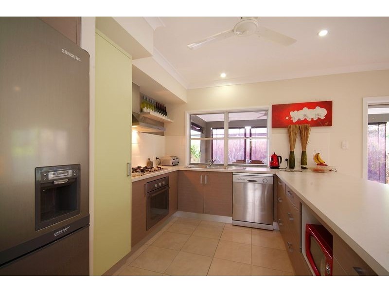 2 VALLA CLOSE, Kewarra Beach QLD 4879