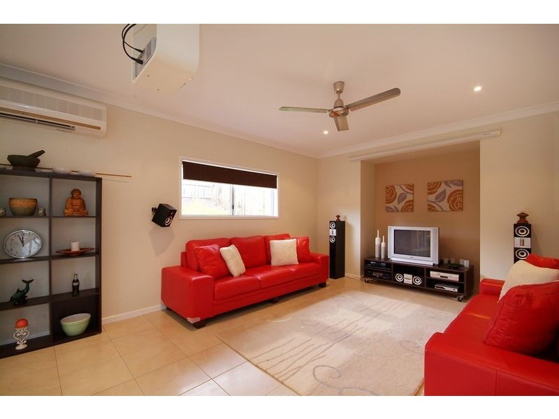 2 VALLA CLOSE, Kewarra Beach QLD 4879