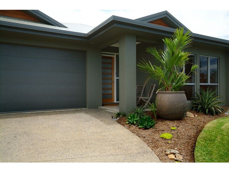 2 VALLA CLOSE, Kewarra Beach QLD 4879