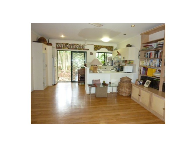 13 Rainy Mountain Place, Smithfield QLD 4878