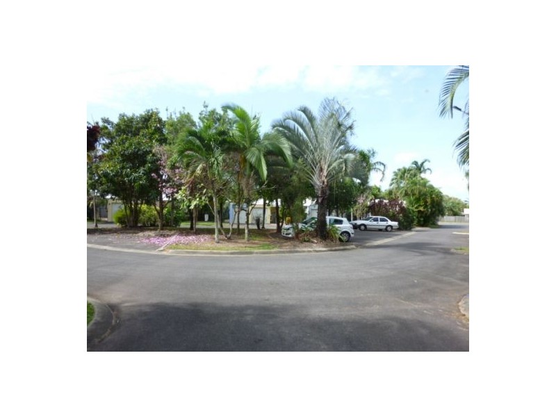 13 Rainy Mountain Place, Smithfield QLD 4878