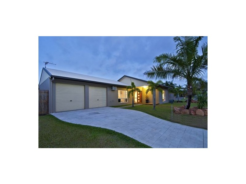 1 NARABEEN STREET, Kewarra Beach QLD 4879