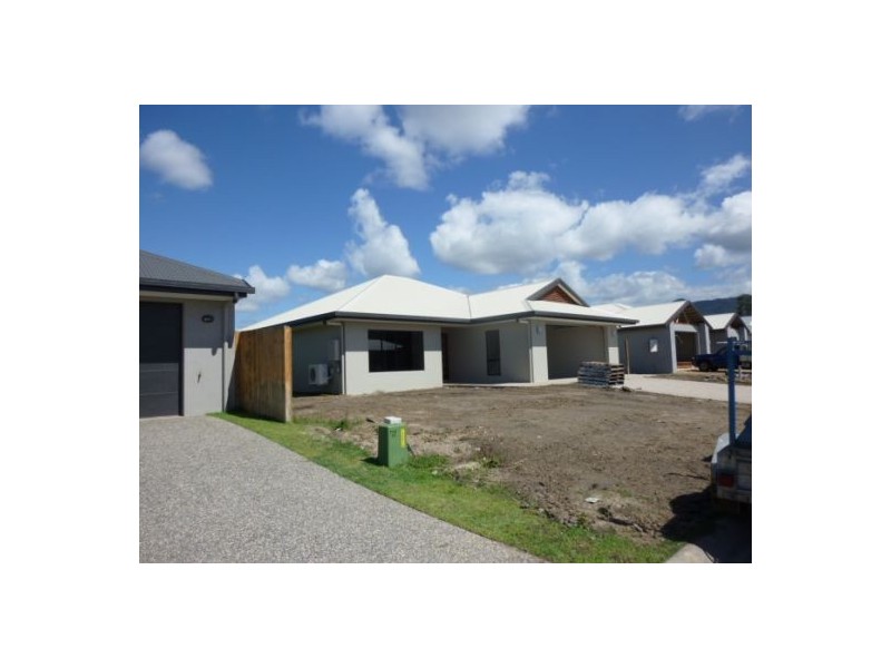 52 FOSSILBROOK BEND, Trinity Park QLD 4879