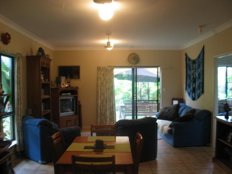 2 BELLS CLOSE , Kewarra Beach QLD 4879