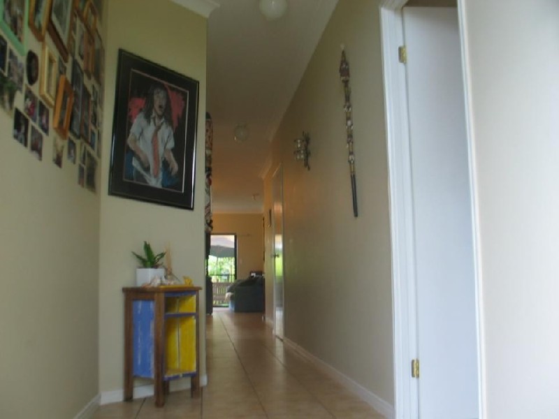 2 BELLS CLOSE , Kewarra Beach QLD 4879
