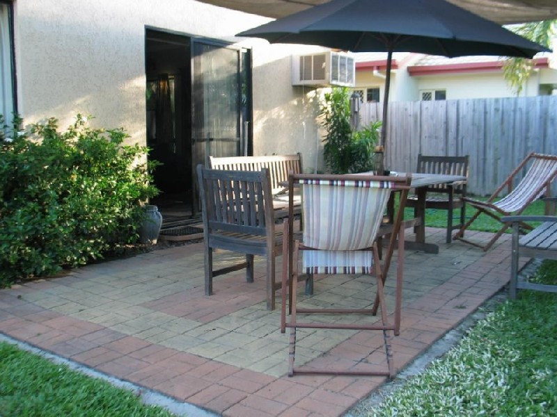 2 BELLS CLOSE , Kewarra Beach QLD 4879