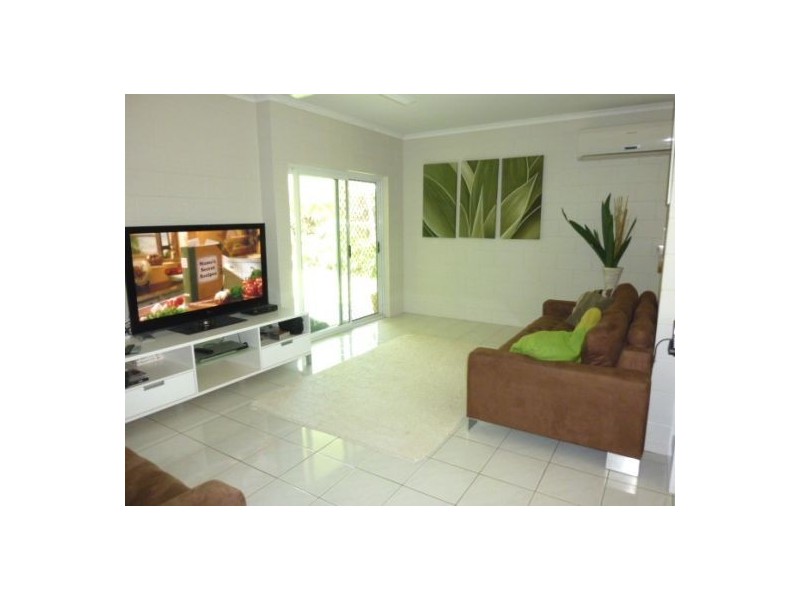 8 Coogee Close, Kewarra Beach QLD 4879