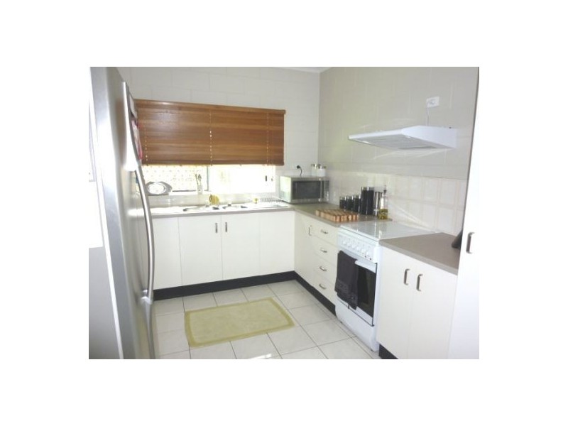 8 Coogee Close, Kewarra Beach QLD 4879