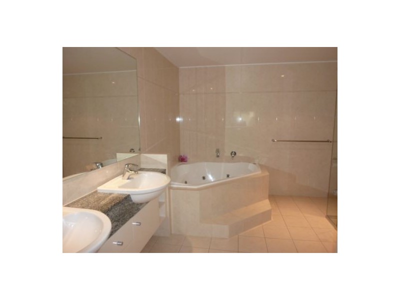 1/77 Arlington Esplanade, Clifton Beach QLD 4879