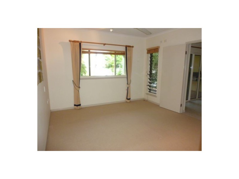 1/77 Arlington Esplanade, Clifton Beach QLD 4879