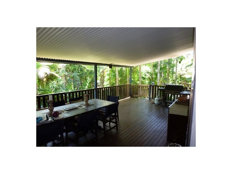 14 PETERSEN STREET, Trinity Beach QLD 4879