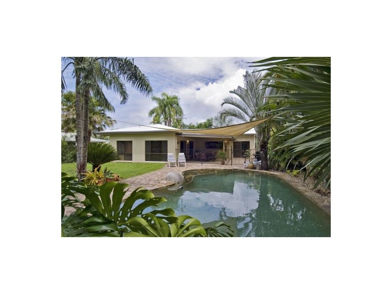 8 GLENELG CLOSE, Kewarra Beach QLD 4879