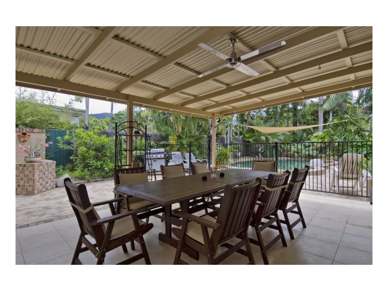 8 GLENELG CLOSE, Kewarra Beach QLD 4879