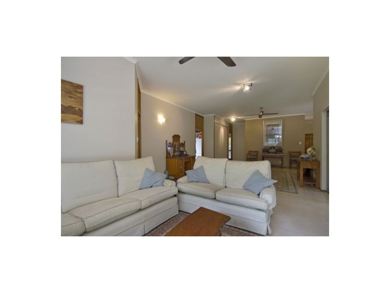 8 GLENELG CLOSE, Kewarra Beach QLD 4879