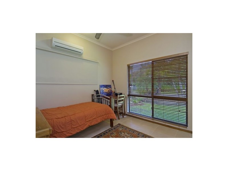 8 GLENELG CLOSE, Kewarra Beach QLD 4879