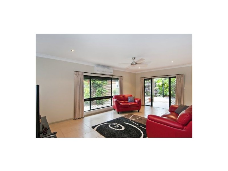 3 Edge Close, Kewarra Beach QLD 4879