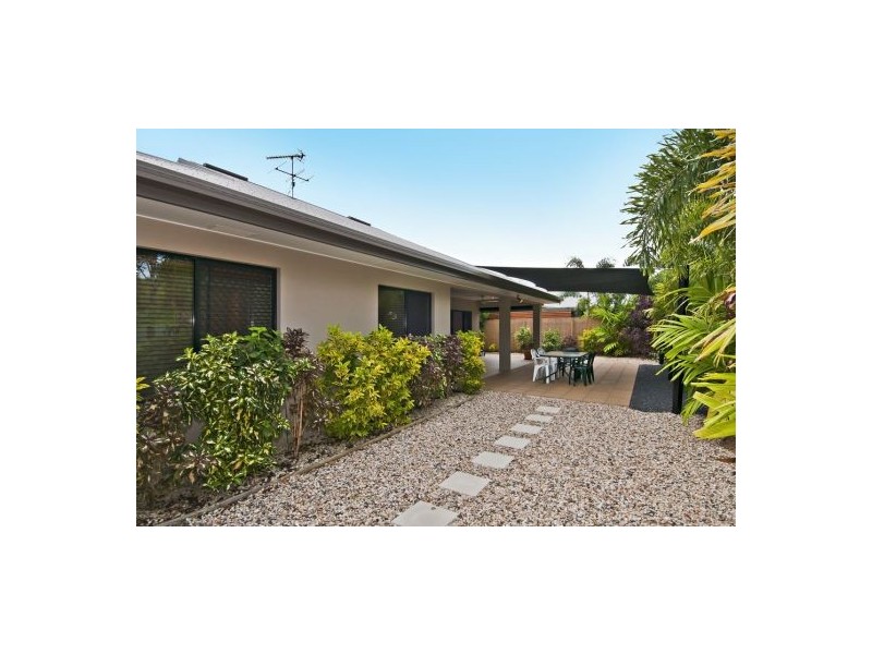 3 Edge Close, Kewarra Beach QLD 4879