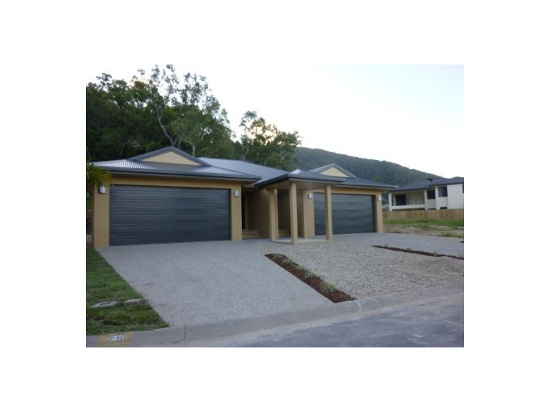 2/1 Savaii Close, Palm Cove QLD 4879