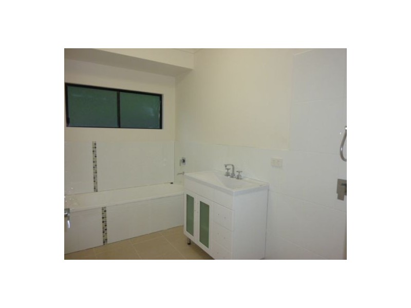 2/1 Savaii Close, Palm Cove QLD 4879