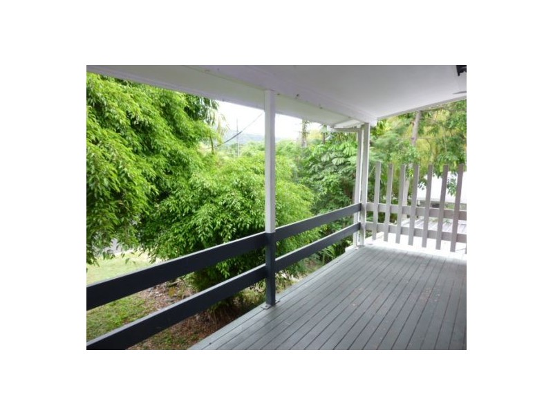 6 Arunta Street, Trinity Park QLD 4879