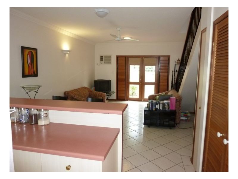 1/32 OLIVA STREET, Palm Cove QLD 4879