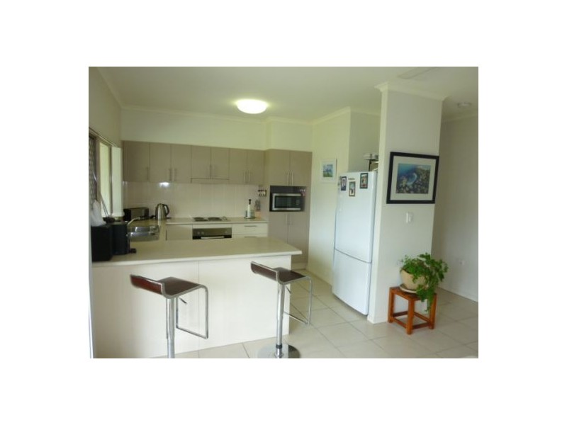 2 Floreat Close, Kewarra Beach QLD 4879